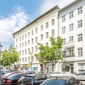  Apartment Newly Furnished For Up To 6 People